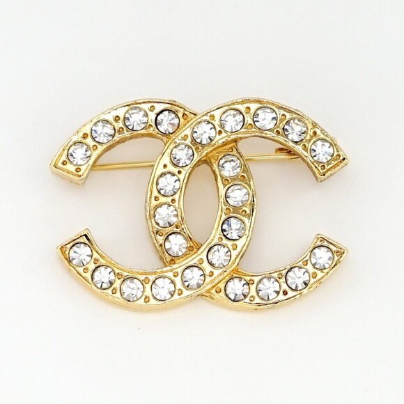 CHANEL CC Logo Rhinestone Brooch Gold Tone Pin Auth w/Box - Picture 1 of 16